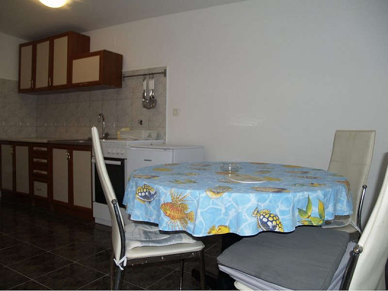 Apartman Tkon