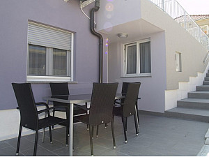 Apartman Tkon